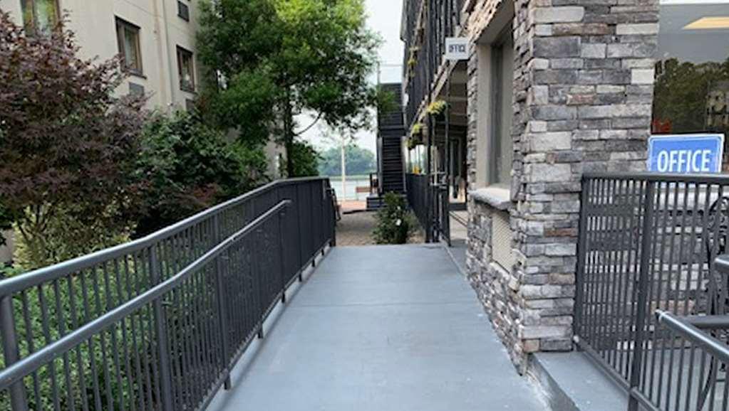 Waterfront Inn Phl Airport Есингтън Екстериор снимка