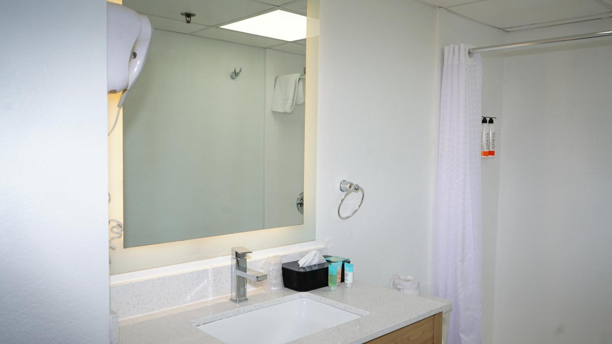 Waterfront Inn Phl Airport Есингтън Екстериор снимка