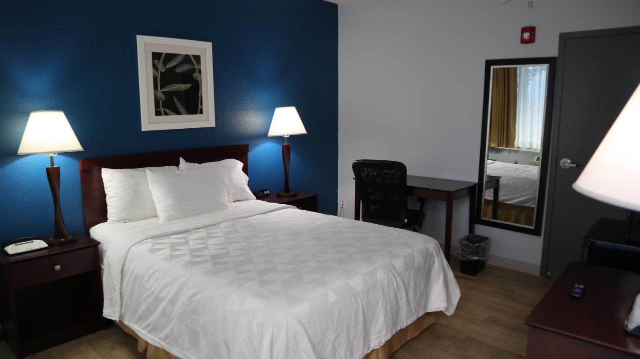 Waterfront Inn Phl Airport Есингтън Екстериор снимка
